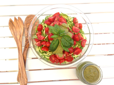 Spaghetti Raw al Pesto con pomodorini e Chia