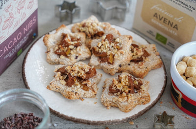STELLINE DI NATALE CON PERA CARAMELLATA E NOCCIOLE 
